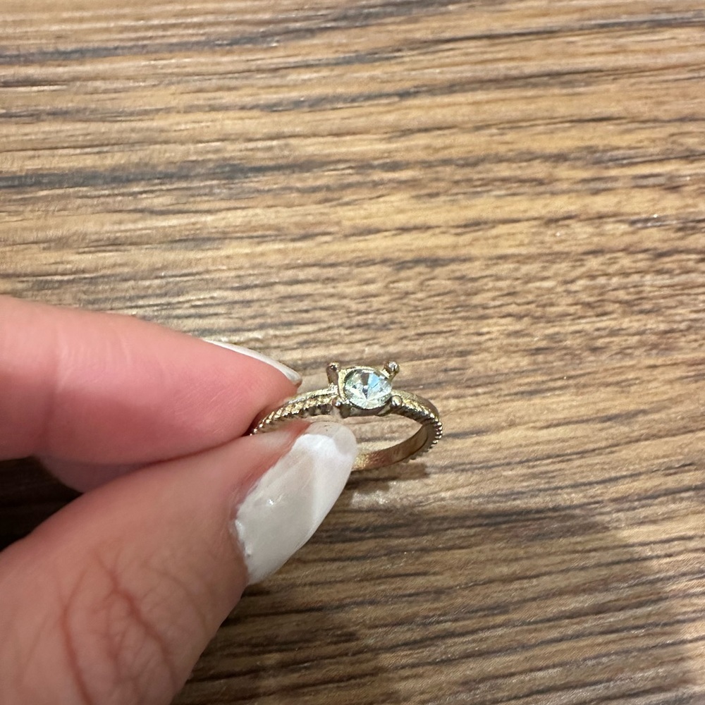 Gold ring - Picture 3 of 5